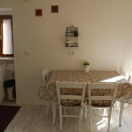 Tana Bianca Apartamento Trieste Exterior foto