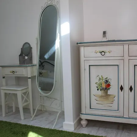 Tana Bianca Apartamento Trieste Exterior foto