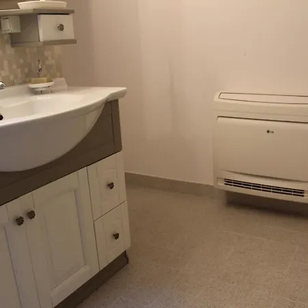 Tana Bianca Apartamento Trieste Exterior foto